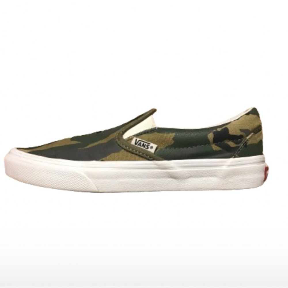 Van’s Woodland Camo Slip-on Sneakers Women’s Size 6 1/2